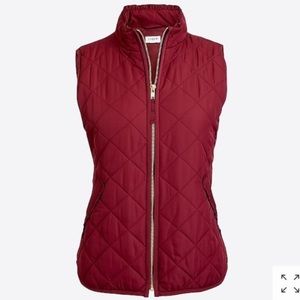 J. Crew burgundy quilted vest E003